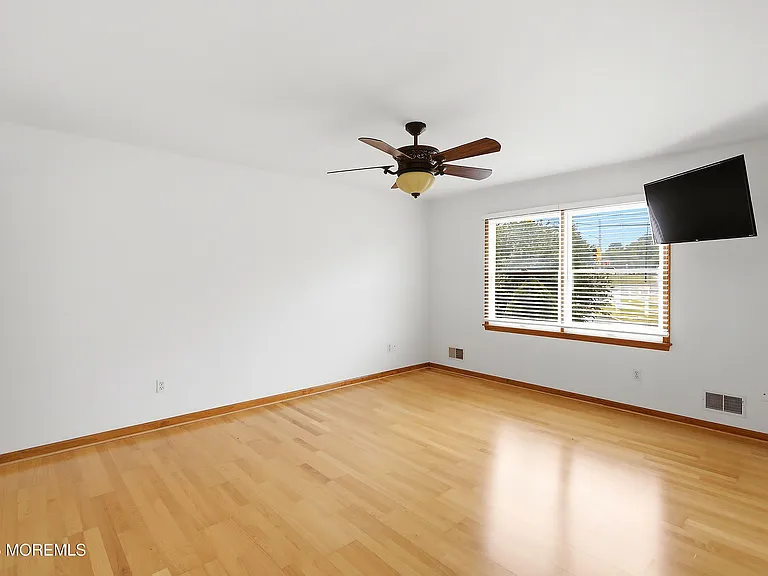 92 Birch St — Photo 14