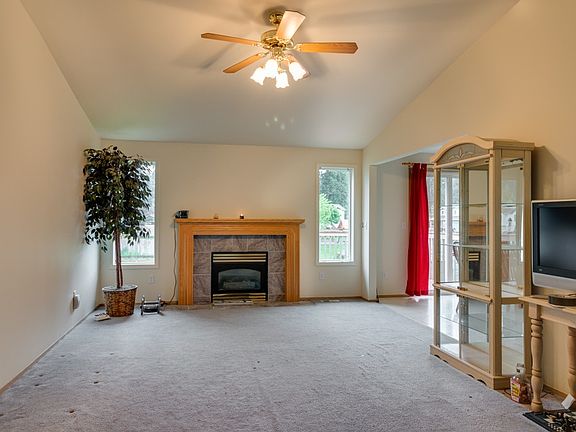 3rd image of 13012 111th Avenue Ct E