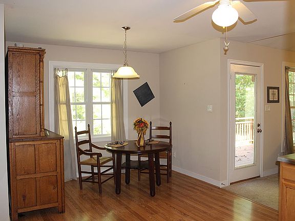 4th image of 1847 Fairpine Dr