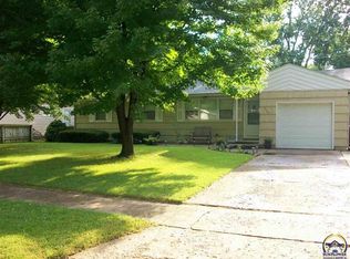 2605 SW Indian Trl, Topeka, KS 66614