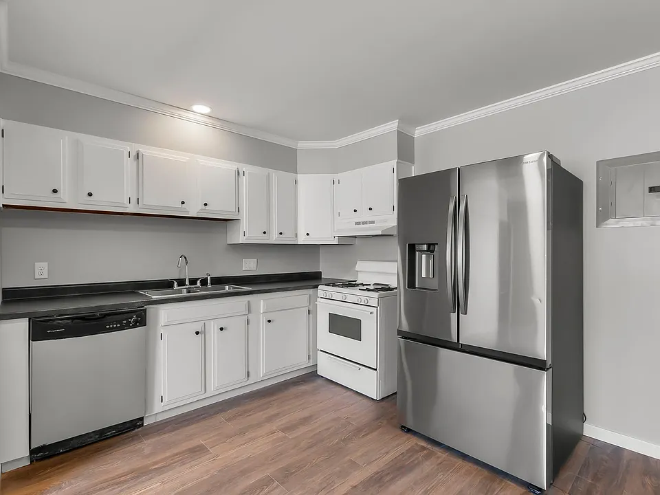136 S Lorimier St #2