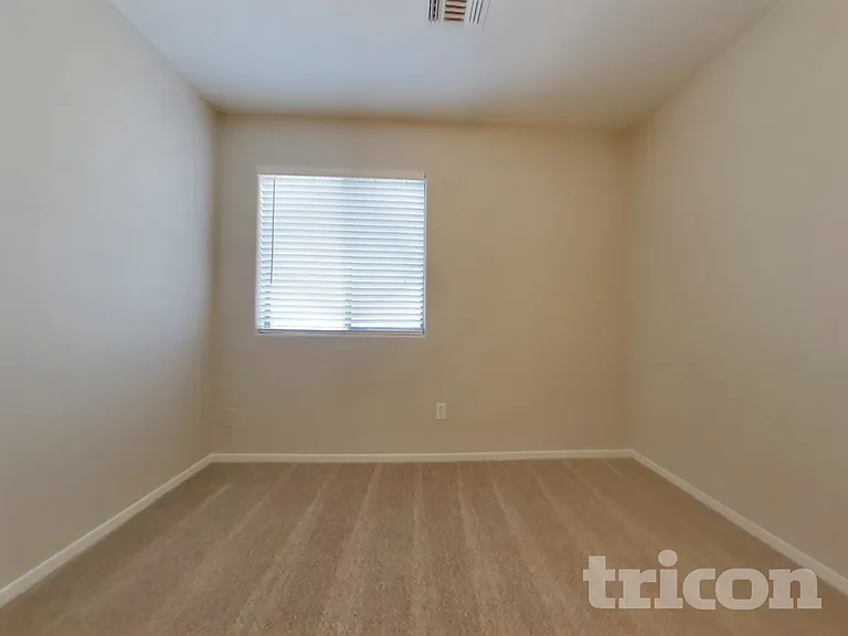 10819 W Virginia Ave — Photo 12