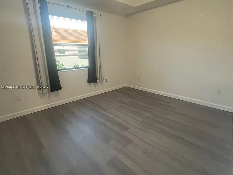 21447 NE 2nd Pl — Photo 19