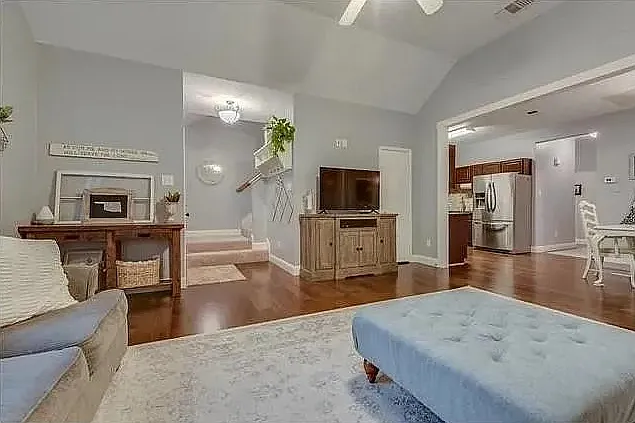 8895 Camfield Way — Photo 6
