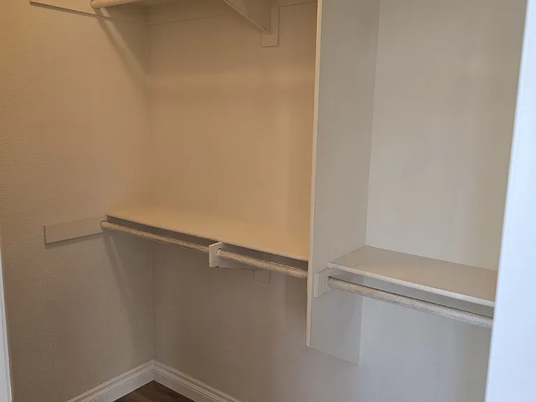 8298 Bryn Glen Way — Photo 20