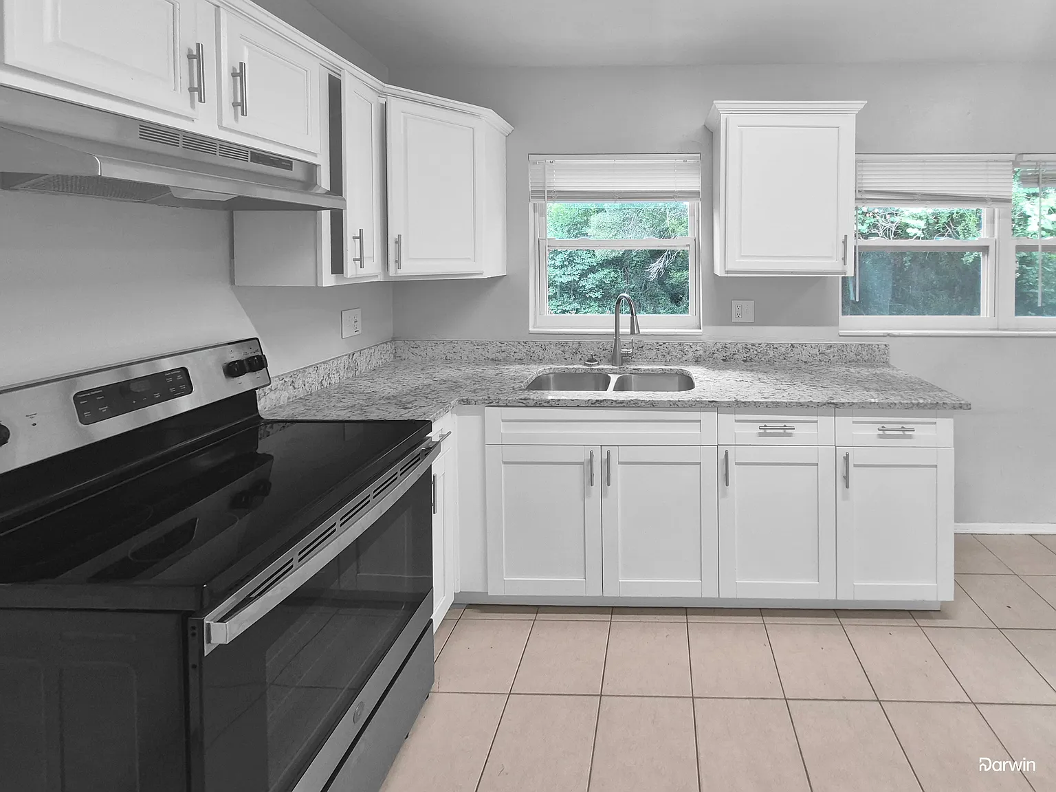 3 bed, 1.0 bath, 960 sqft, $1,520 — Photo 4