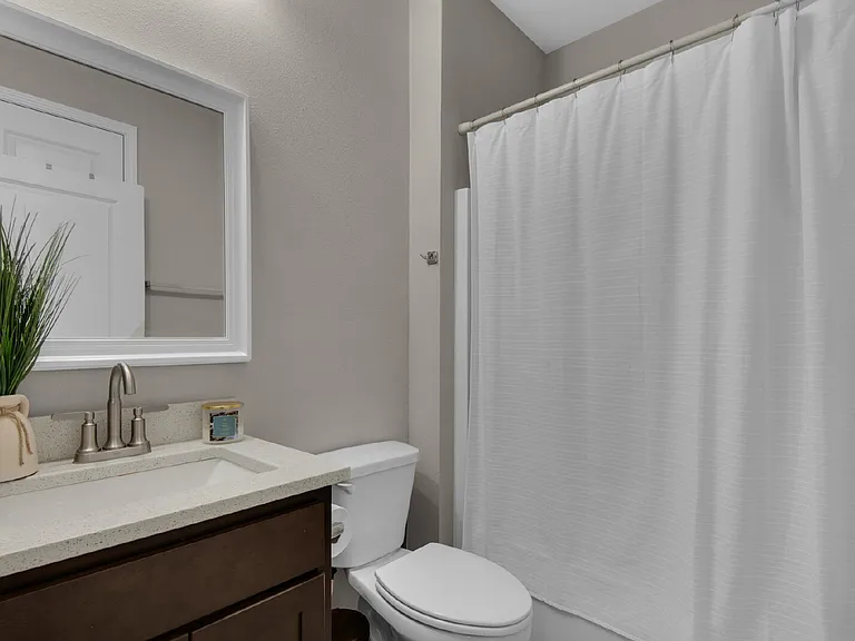 66 Brenda Ln — Photo 21