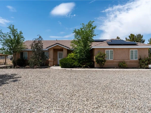 12830 Lakota Rd, Apple Valley, CA 92308