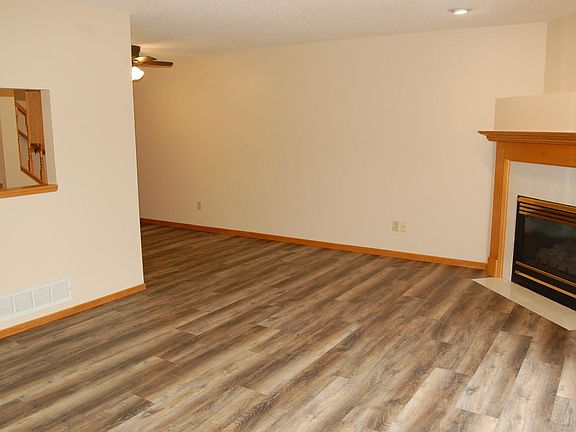4th image of 5421 Upper 183rd St W