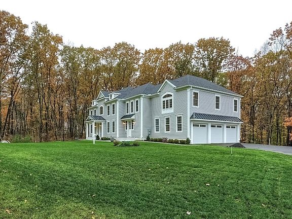 2nd image of 19 Stoney Brook Rd