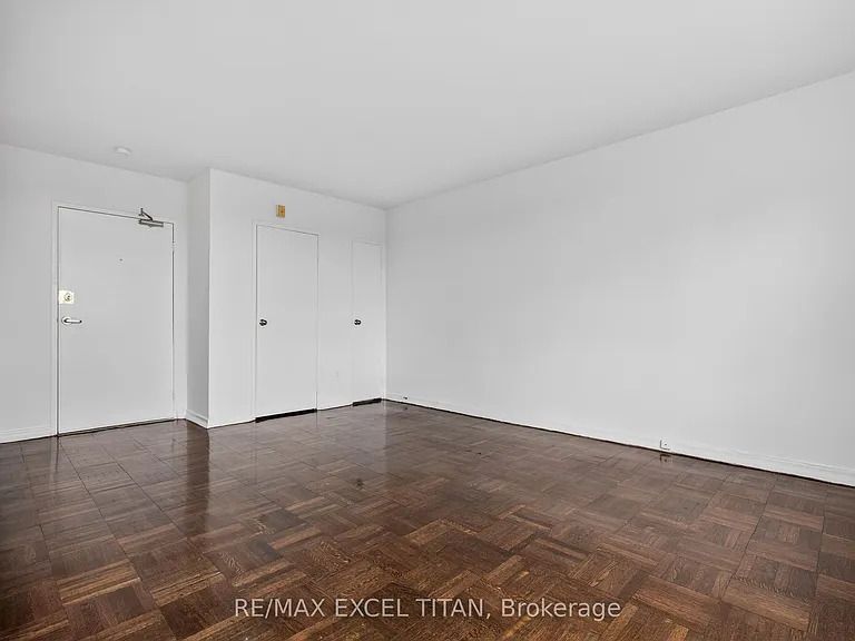 2515 Eglinton Ave W #302 — Photo 7