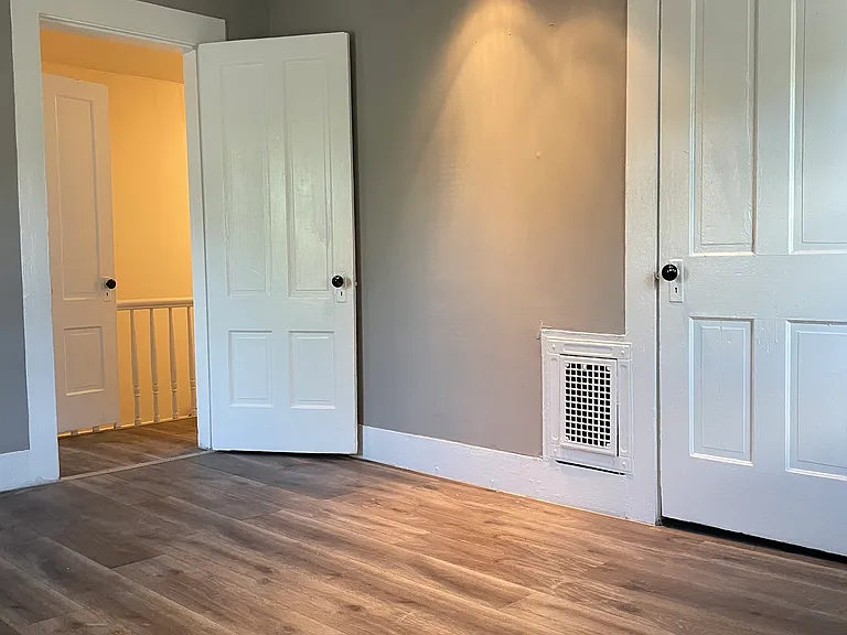 114 N Whitney St #2 — Photo 8