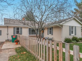 757 Rutledge St NE, Grand Rapids, MI 49525