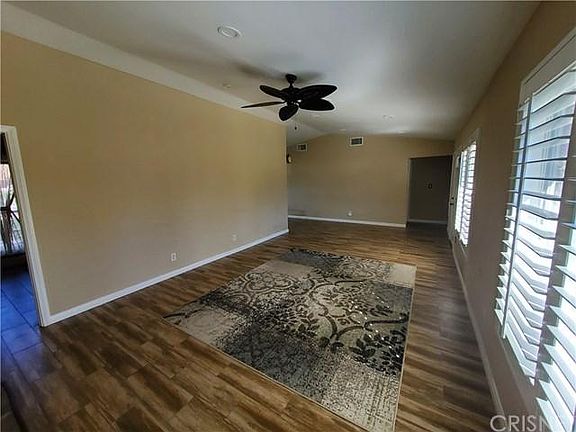 3rd image of 25943 Sandalia Dr