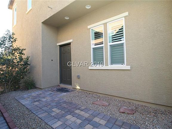4th image of 3021 Battle Point Ave