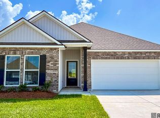22969 Seabiscuit Dr, Denham Springs, LA 70726