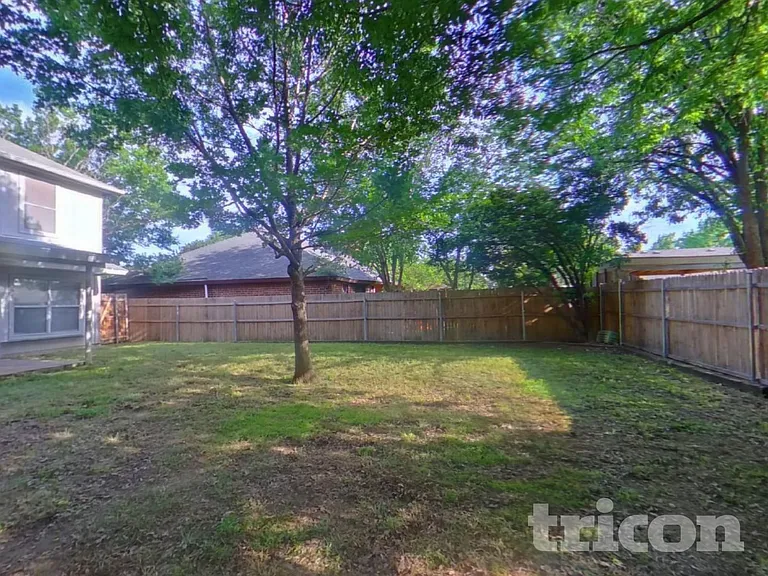 6729 Daffodil Ct — Photo 19