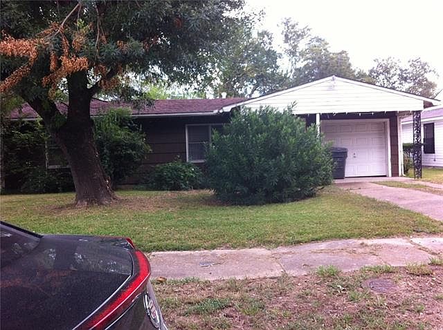 2nd image of 2916 Modree Ave