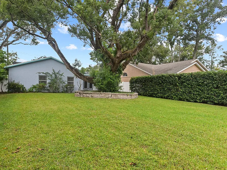 2607 Elizabeth Ave — Photo 29