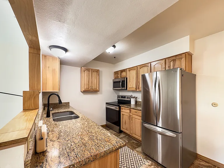1690 Upper Iron Horse Loop Rd #C7 — Photo 7