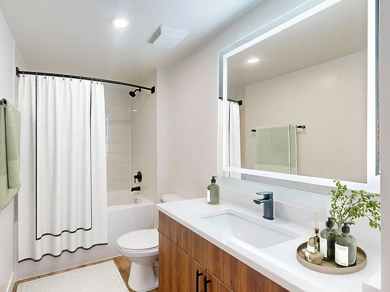 Andover House — Photo 11