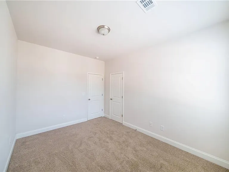 5120 Hillington Way — Photo 36