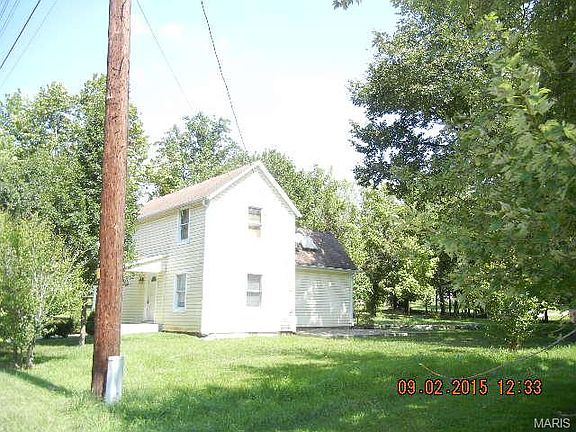 2nd image of 307 Grand Ave