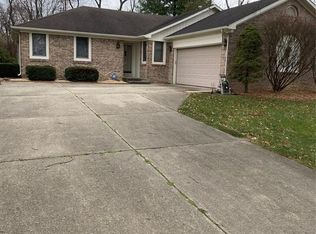 8825 Chessie Dr, Indianapolis, IN