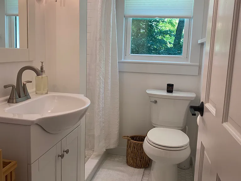 229 Cooper St — Photo 5