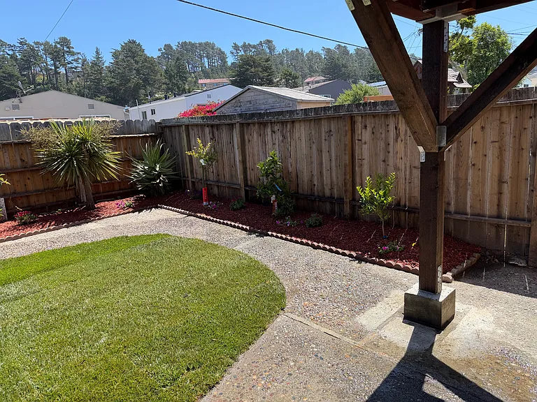235 Crestmoor Cir — Photo 19
