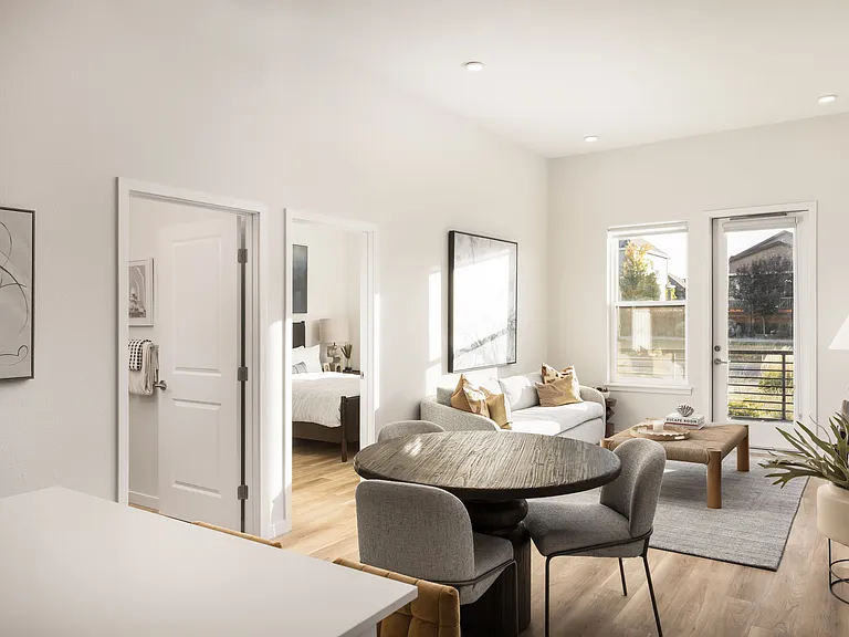Luxe roller shades