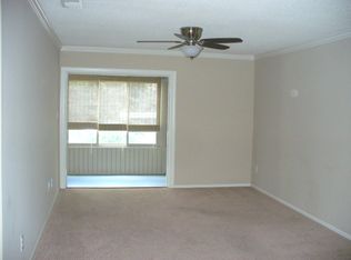 249 Country Club Dr NE APT 6, Concord, NC 28025