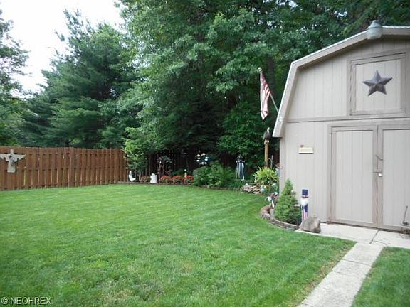 4th image of 411 Wendell Pl
