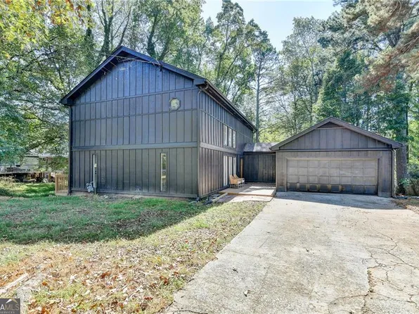 2820 Bluebird Cir, Duluth, GA 30096