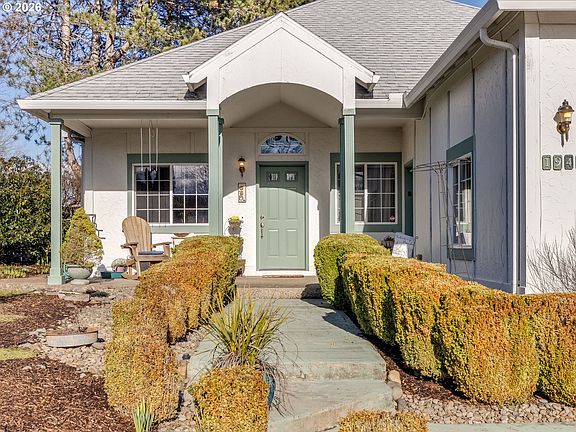 4th image of 1941 SW Westvale Ct