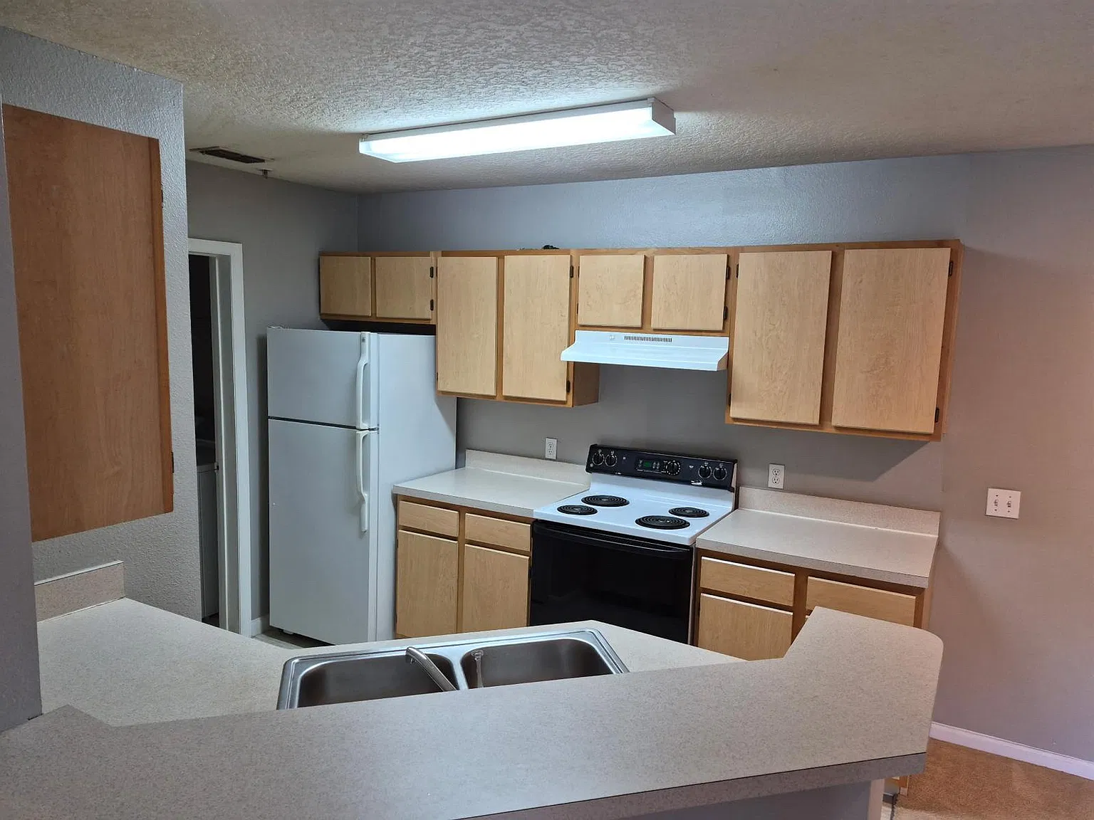 6572 Swissco Dr — Photo 4