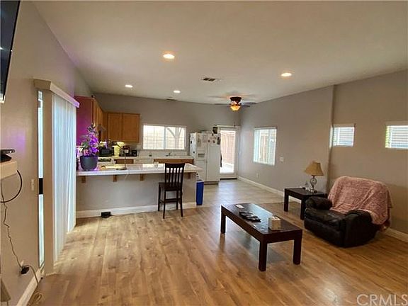 2nd image of 1311 Park Way