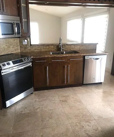 5123 NW 106th Ave — Photo 6