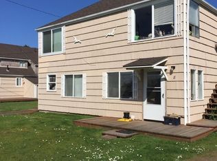 1540 NW 39th St APT 8, Lincoln City, OR