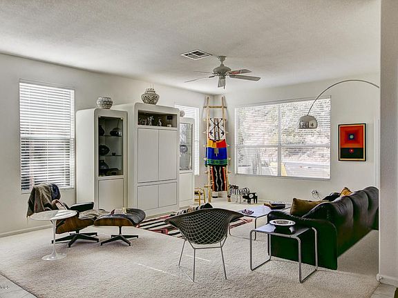 3rd image of 6655 N Canyon Crest Dr