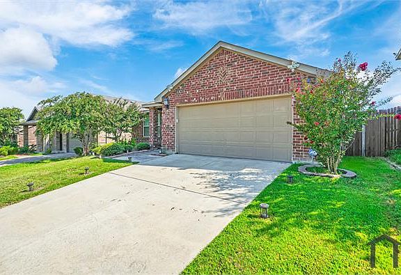 3rd image of 4108 Sandalwood Ct