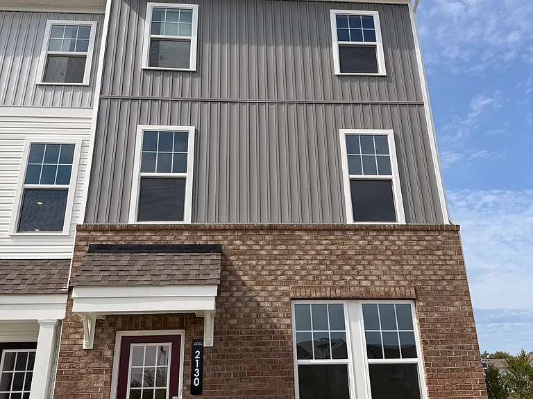 2130 Blossom Trail Ave — Photo 1