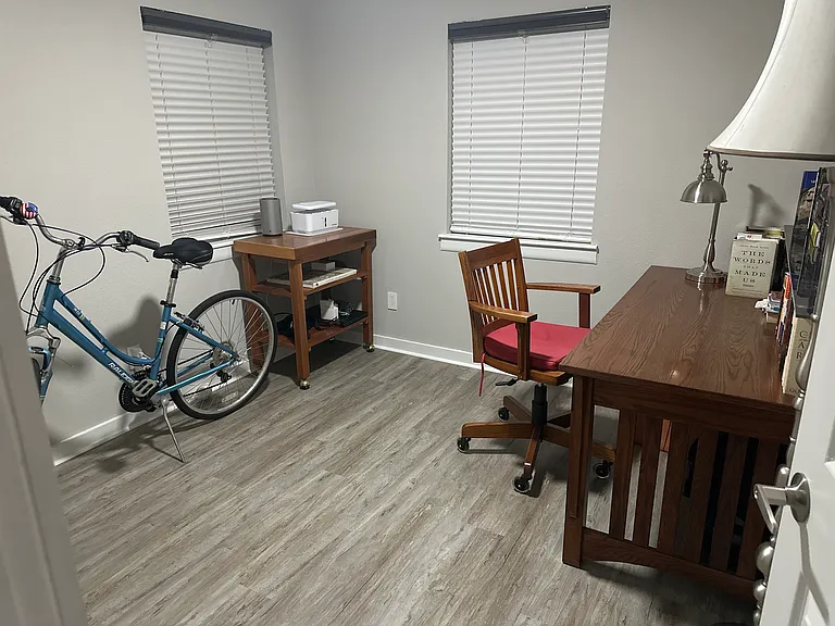 Second bedroom