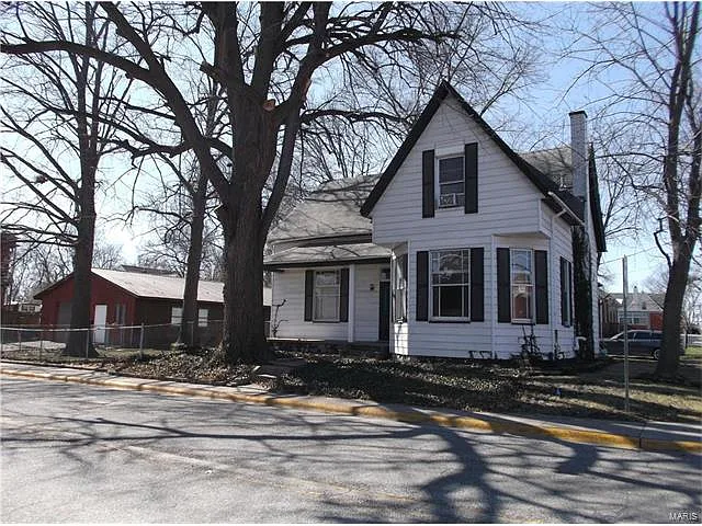 203 S Jefferson St photo 1