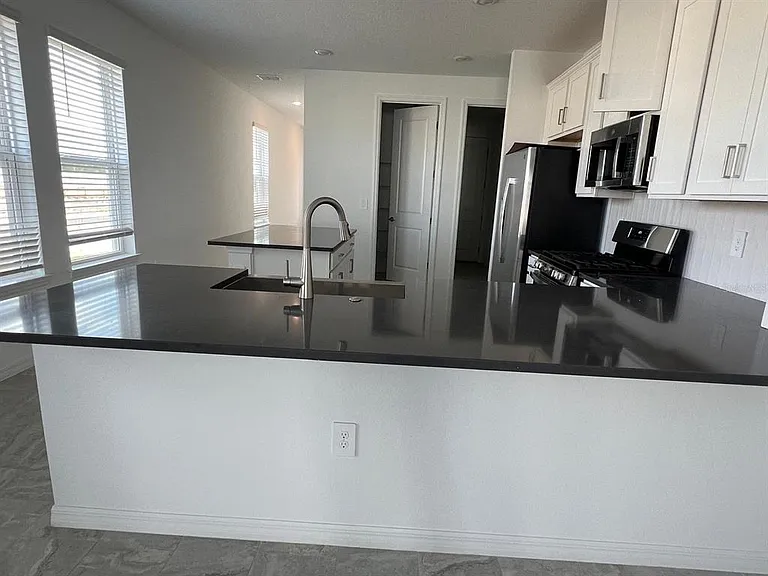5274 Kildare Pl — Photo 3