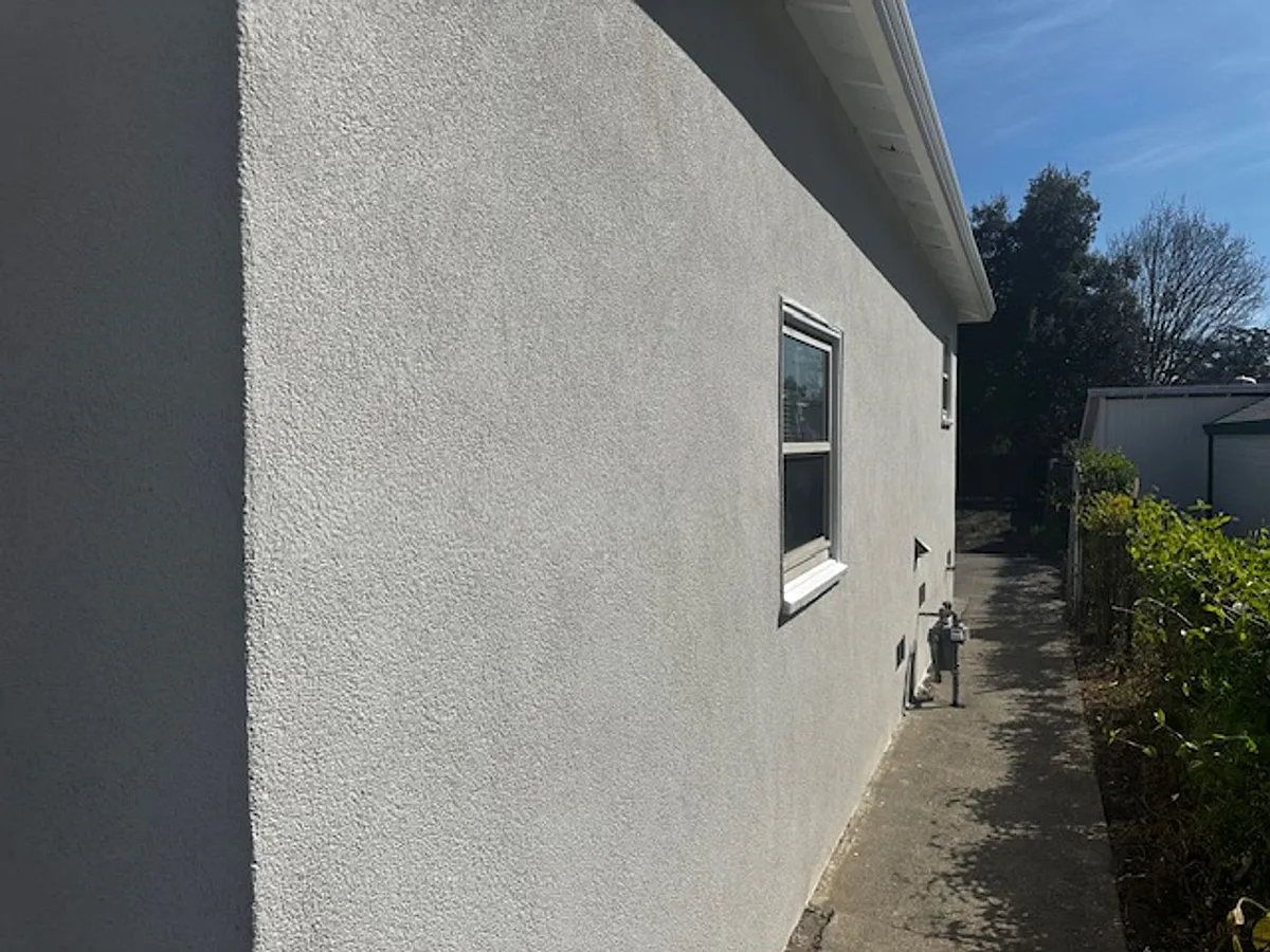 Building Photo - 1248 Sunset Ave