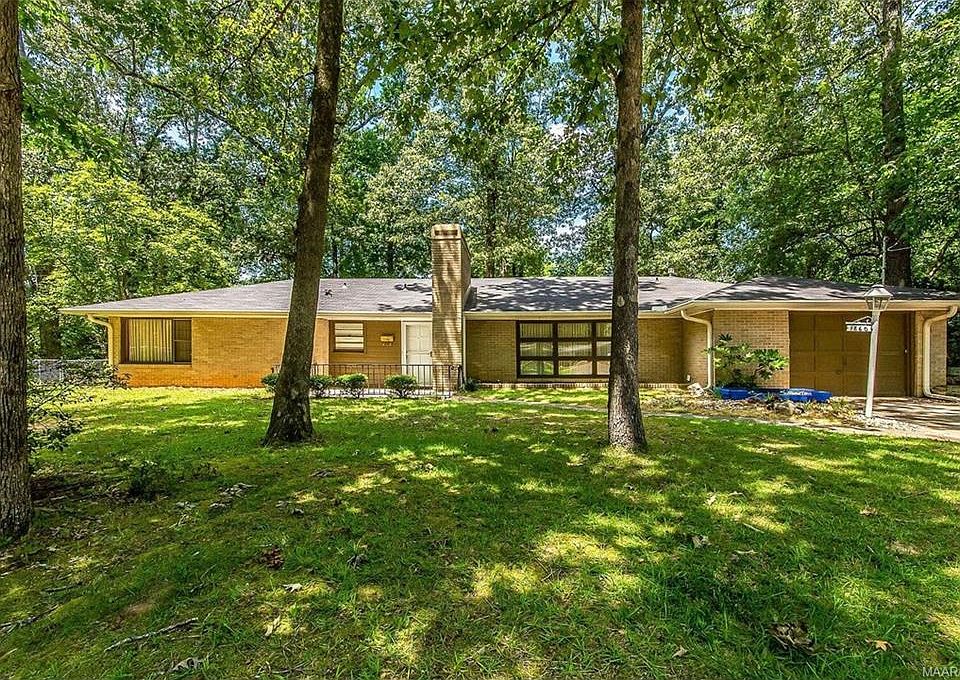 1st image of 1860 Hill Hedge Dr