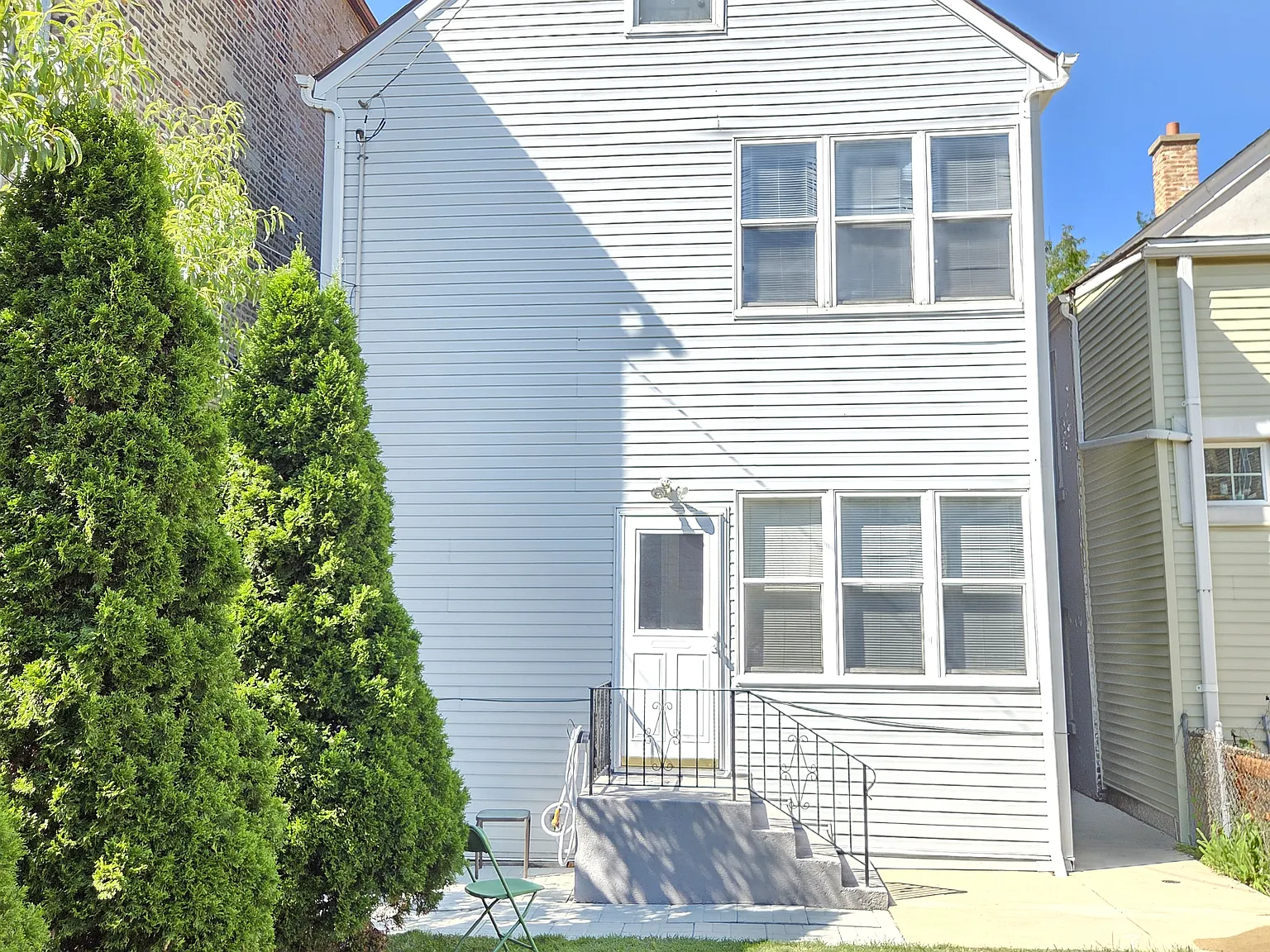 2 bed, 750 sqft, $1,750 — Photo 2