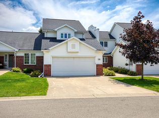 1009 W Windtree Dr, Appleton, WI 54914