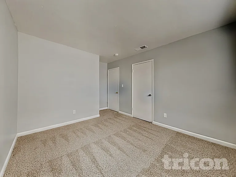 2333 Nancy Ln — Photo 8